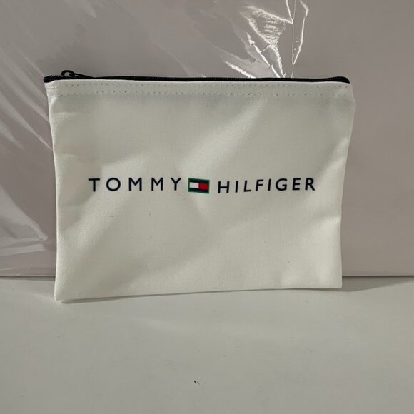 Tommy Hilfiger Zip Pouch - Picture 1 of 1